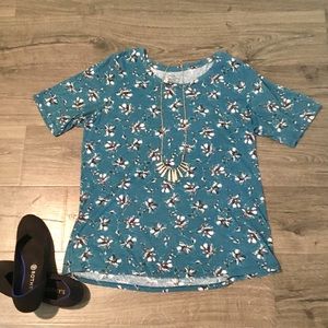 Blue T-shirt with Flowers (Size 14/16)